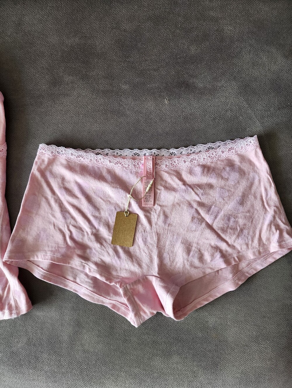 SKIMS Pink Hearts Lightweight Lace-Trim Camisole & Boyshort Set Size S - Picture 3 of 6